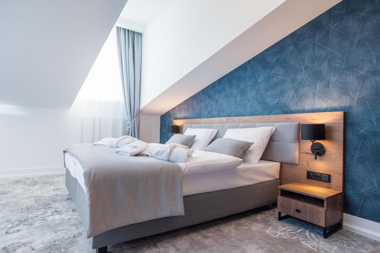 Vinfort Aparthotel Cracovia Exterior foto